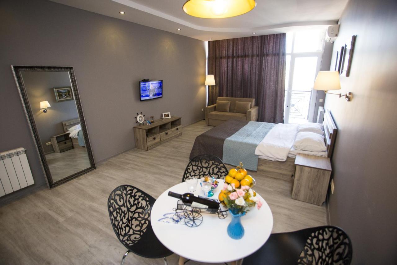 Luxury Room Batumi Exterior photo